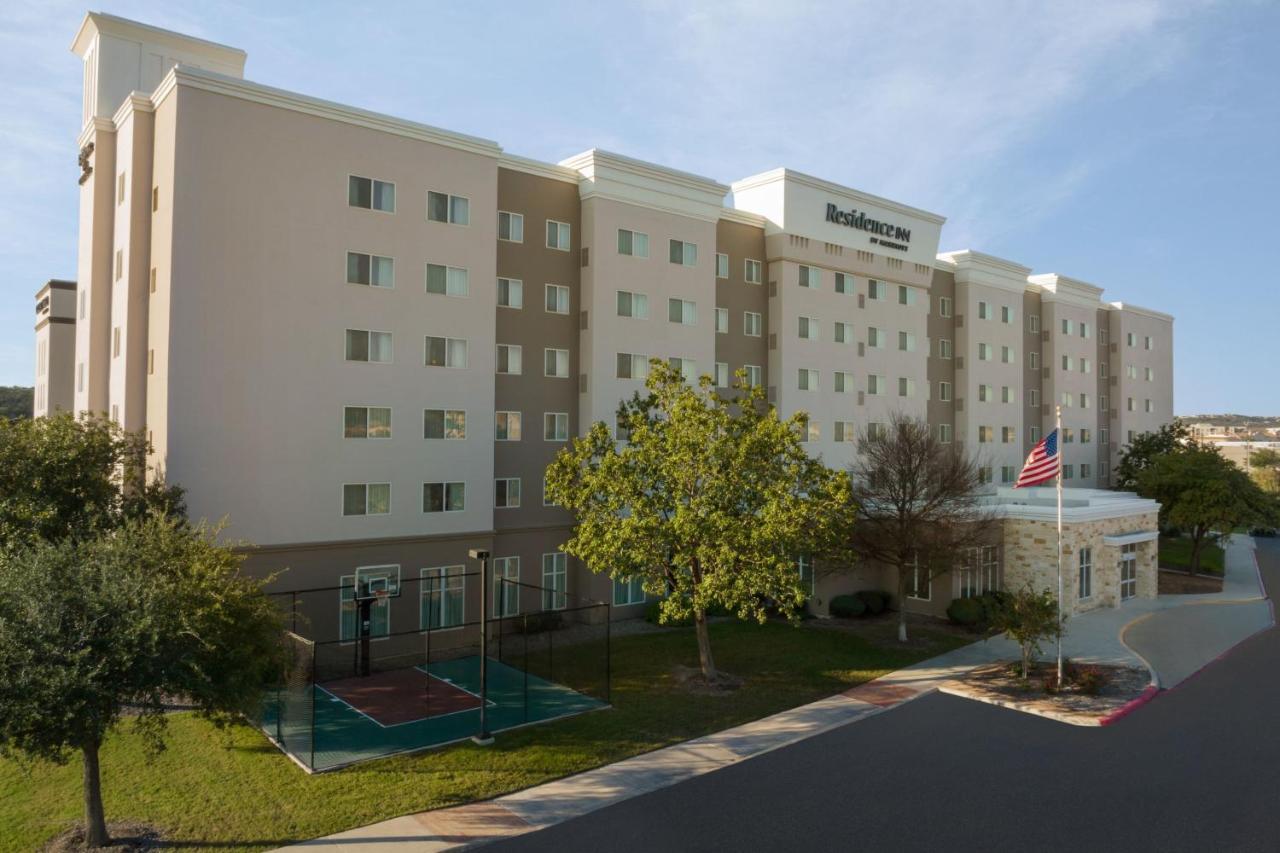 Residence Inn By Marriott San Antonio Six Flags At The Rim Dış mekan fotoğraf